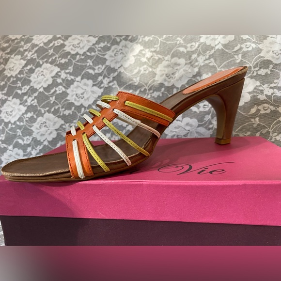 Women’s Orange and Green Sandals Size 10 - Picture 9 of 9